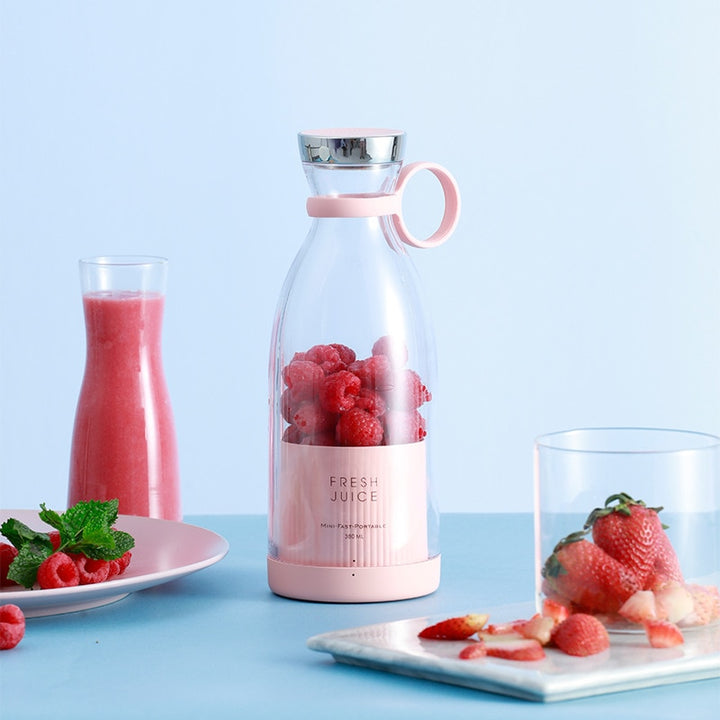 Juicy on-the-Go: The Portable Fresh Juice Mixer Blender